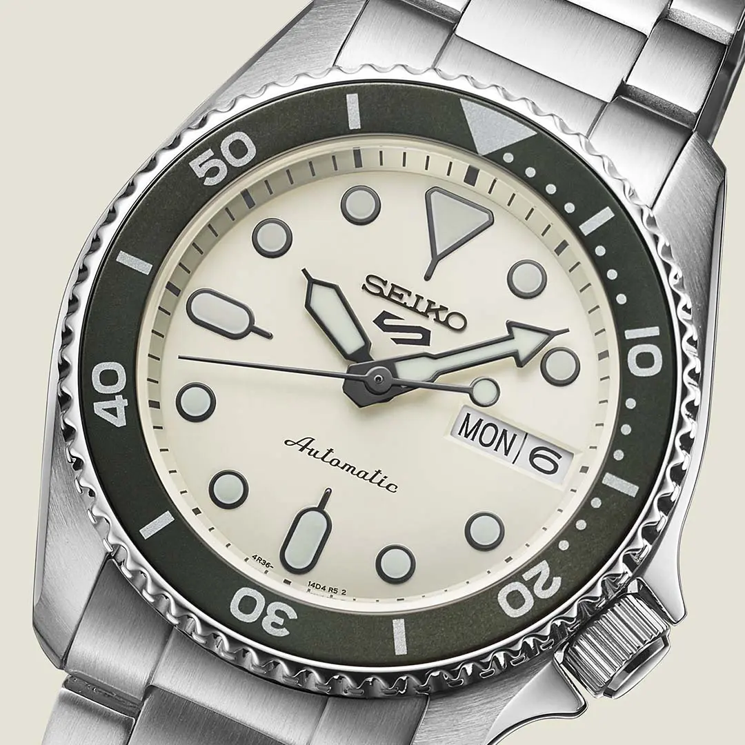 Seiko 5 Sport 38mm - 'Midi' Mono - Image 3