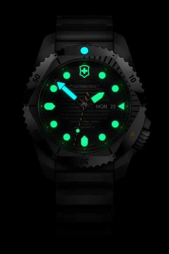 Victorinox Watch - Dive Pro Automatic - Black Dial - Image 2